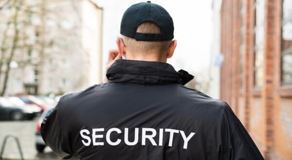180208-Security-Guard